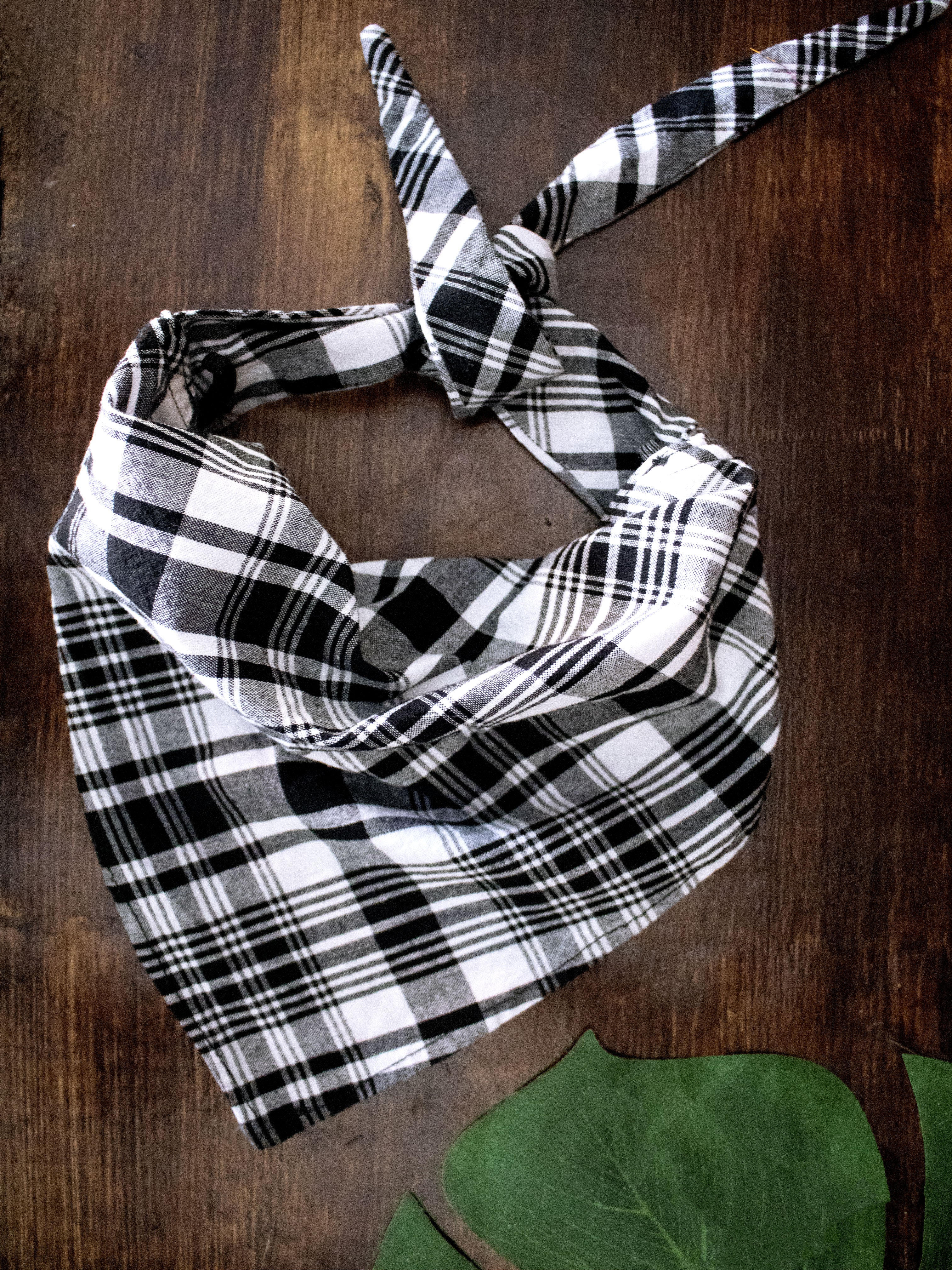 Madras Convertible Bandana Face Mask (Black/White-Multi)