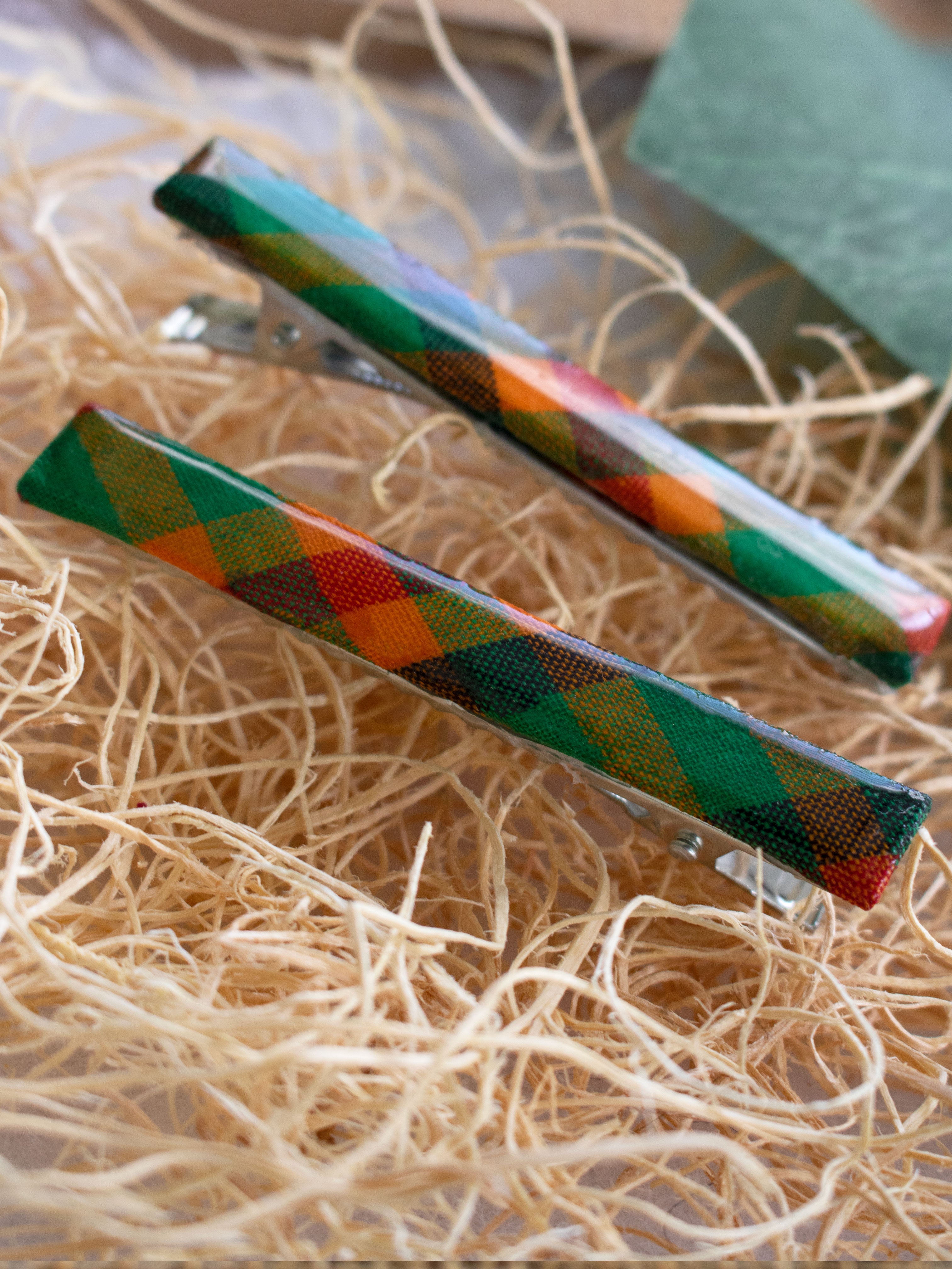 Madras Acrylic Barrette Hair Clip (Red/Green-Multi)
